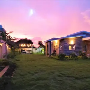  Villa Nine Hill - 2bhk Private With Pool