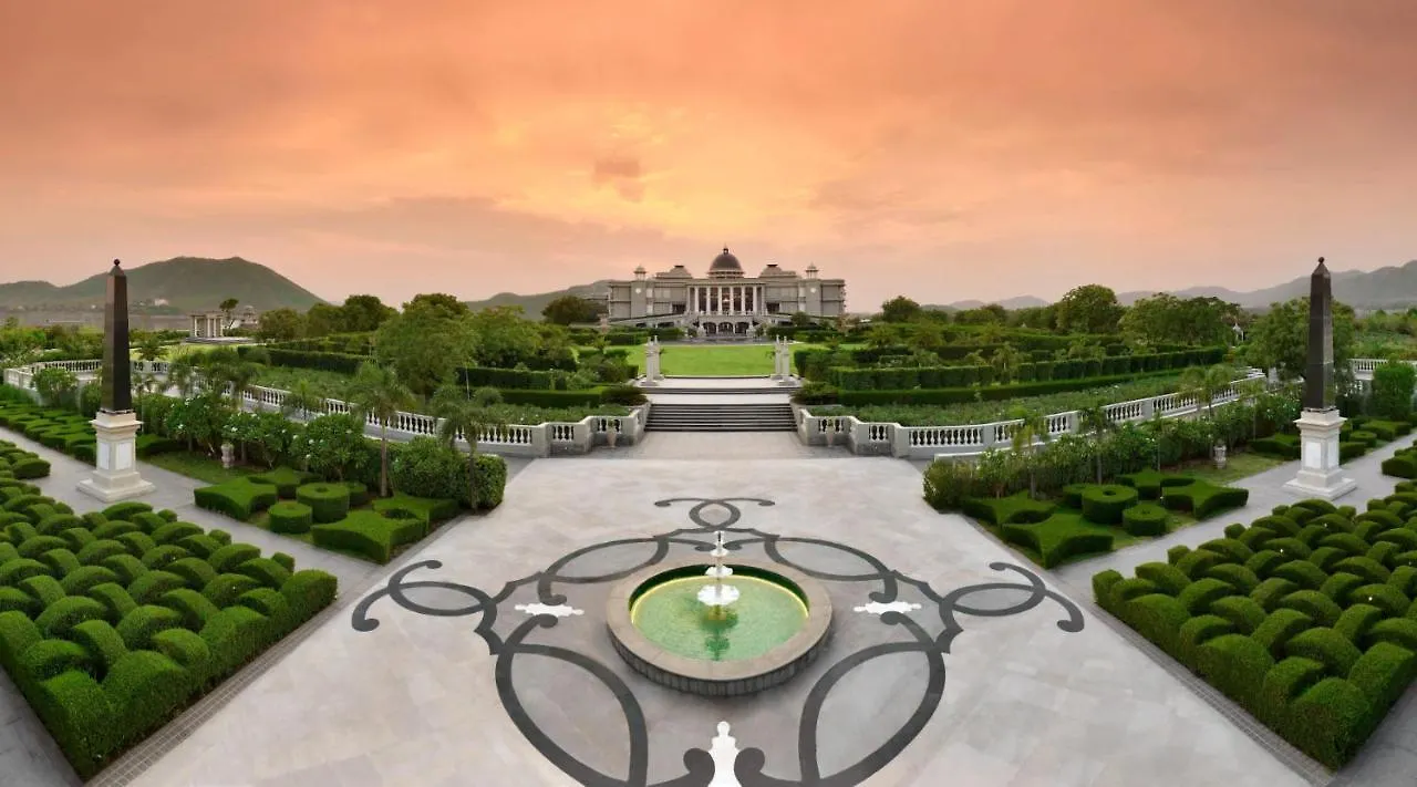 Resort Raffles Udaipur Hotel