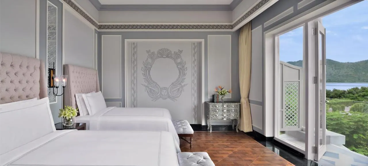 Resort Raffles Udaipur Hotel